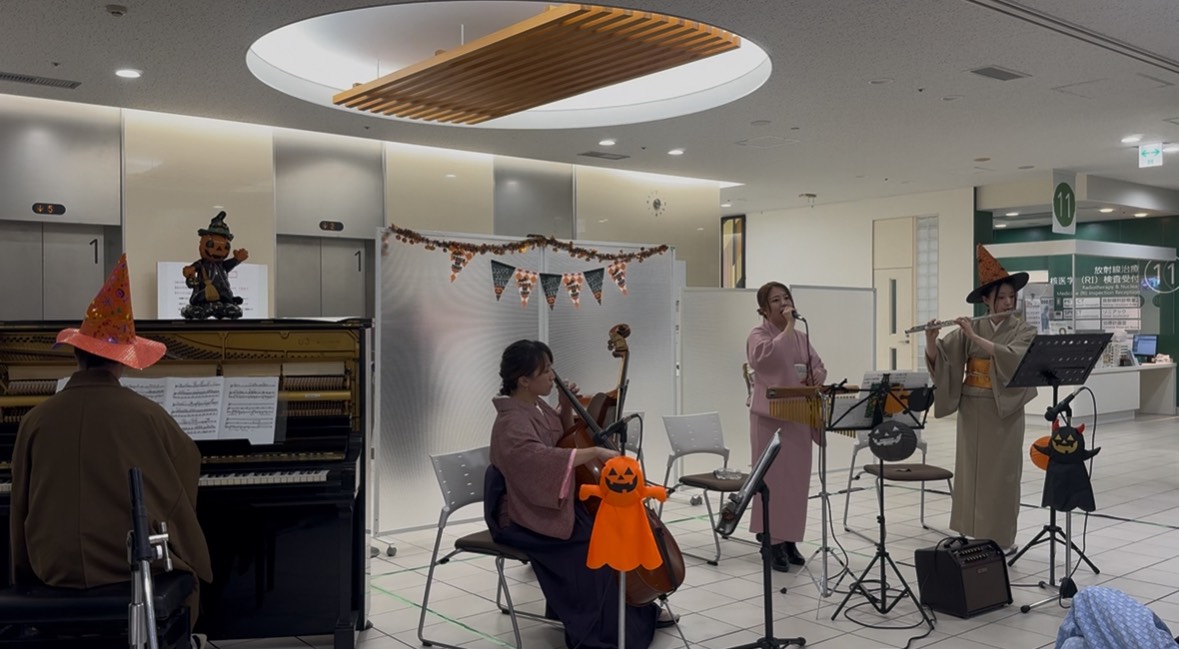 徳島県立中央病院にて院内コンサートを行いました